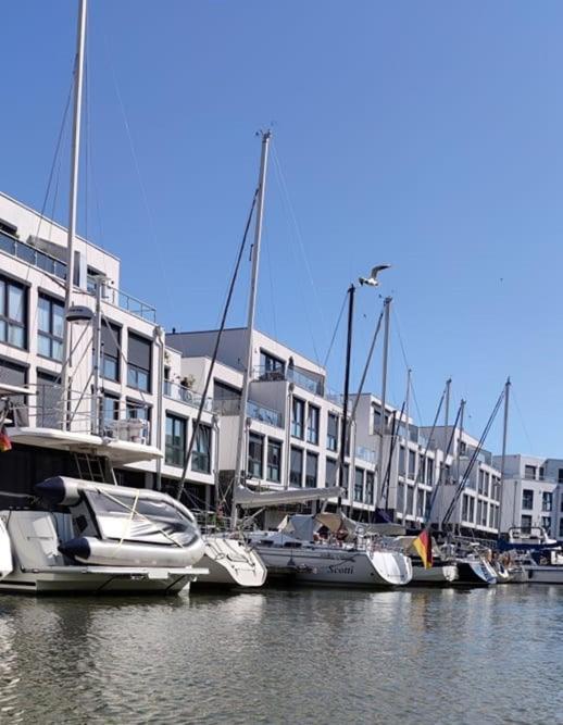 Hotel Windspeel Segelboot Cuxhaven Exterior foto